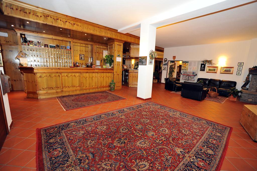 Hotel Derby بورمْيو المظهر الخارجي الصورة
