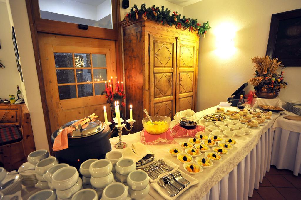 Hotel Derby بورمْيو المظهر الخارجي الصورة